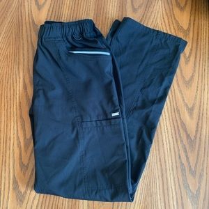 Elle Scrub Set - Small Pants / Medium Top